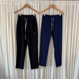 Bundle of 2 Women's Figs‎ Yola Skinny Scrub Bottoms Pants Navy & Black Sz XS